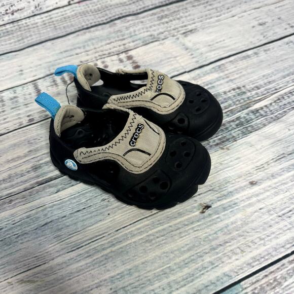 Crocs Baby Boys Slip-On Clog Shoes Size 3 Lightweight - Picture 1 of 4
